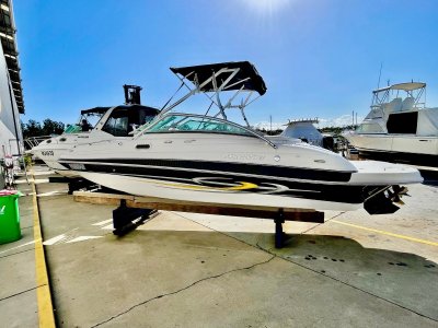 Four Winns Funship 214 24' DECK BOAT BOWRIDER- Click for more info...