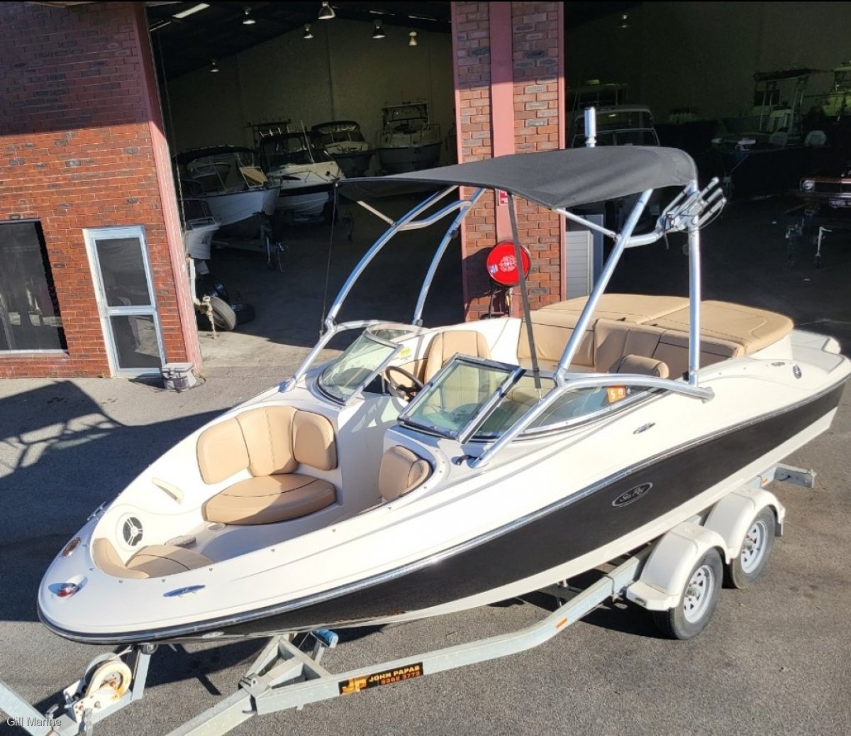 Sea Ray 185 Bowrider LOW HOURS "IMMACULATE" READY FOR ACTION!