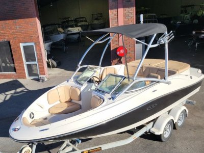 Sea Ray 185 Bowrider LOW HOURS "IMMACULATE" READY FOR ACTION!