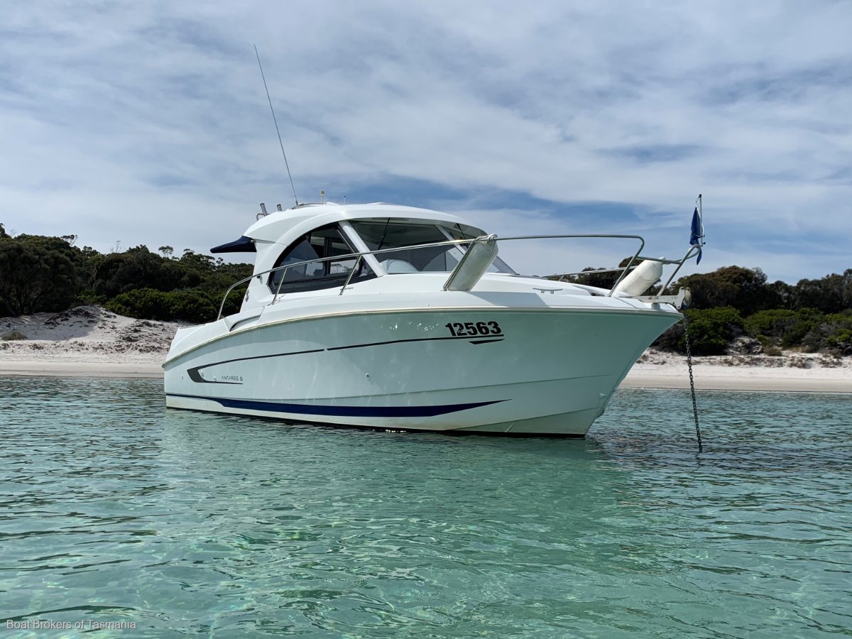 277049 - Beneteau Antares 8 quality cruiser in excellent order.