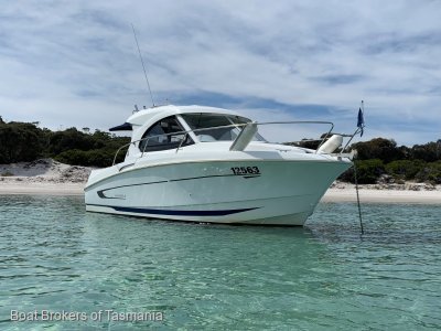 Beneteau Antares 8 metre with Nanni diesel inboard.