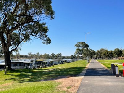 Exclusive River Murray Houseboat Hire