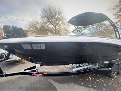 Chaparral 23 SSi Sports Bowrider