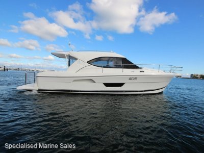 Riviera 3600 Sport Yacht Series 11 *** 2016 ***