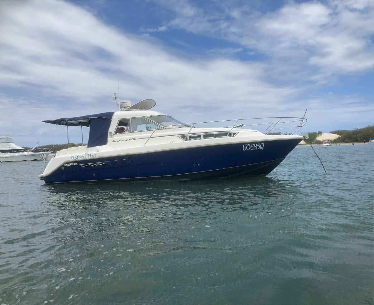 Hardy Motor Yachts Seawings 305