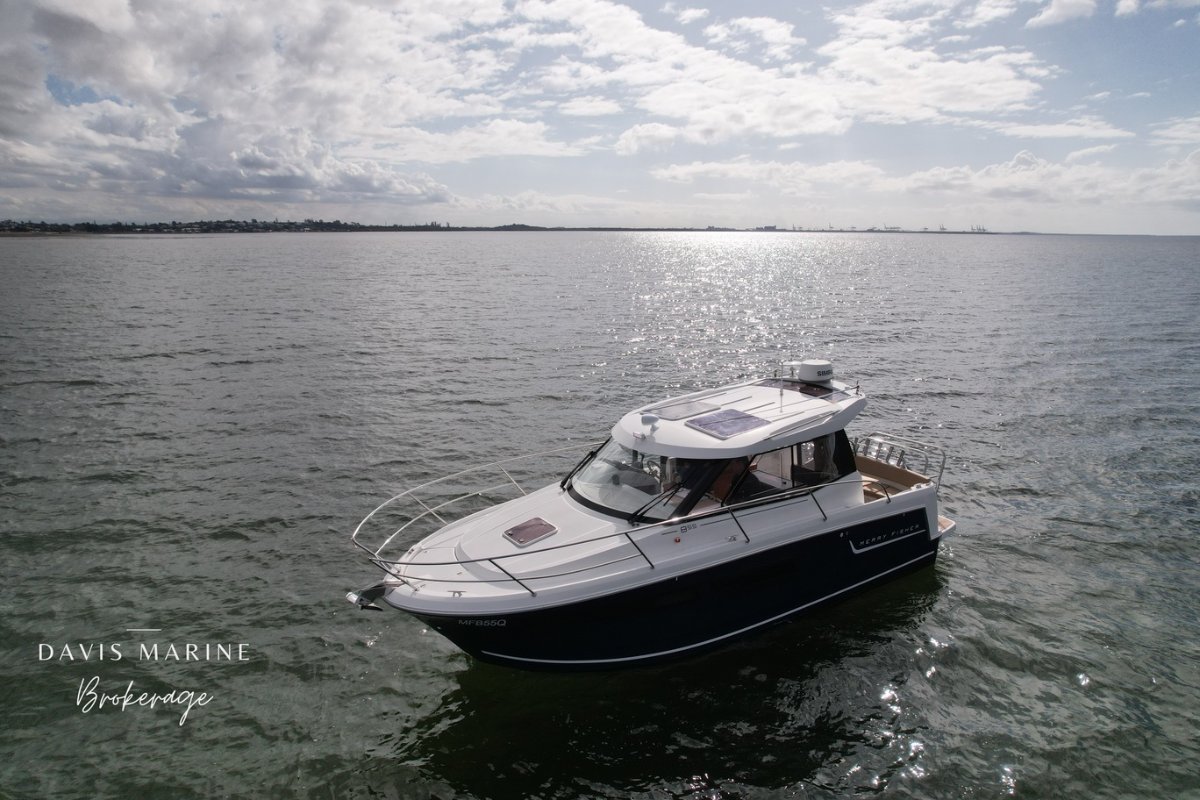 Jeanneau Merry Fisher 855 | Legend Version with New Engine:2013 Jeanneau Merry Fisher