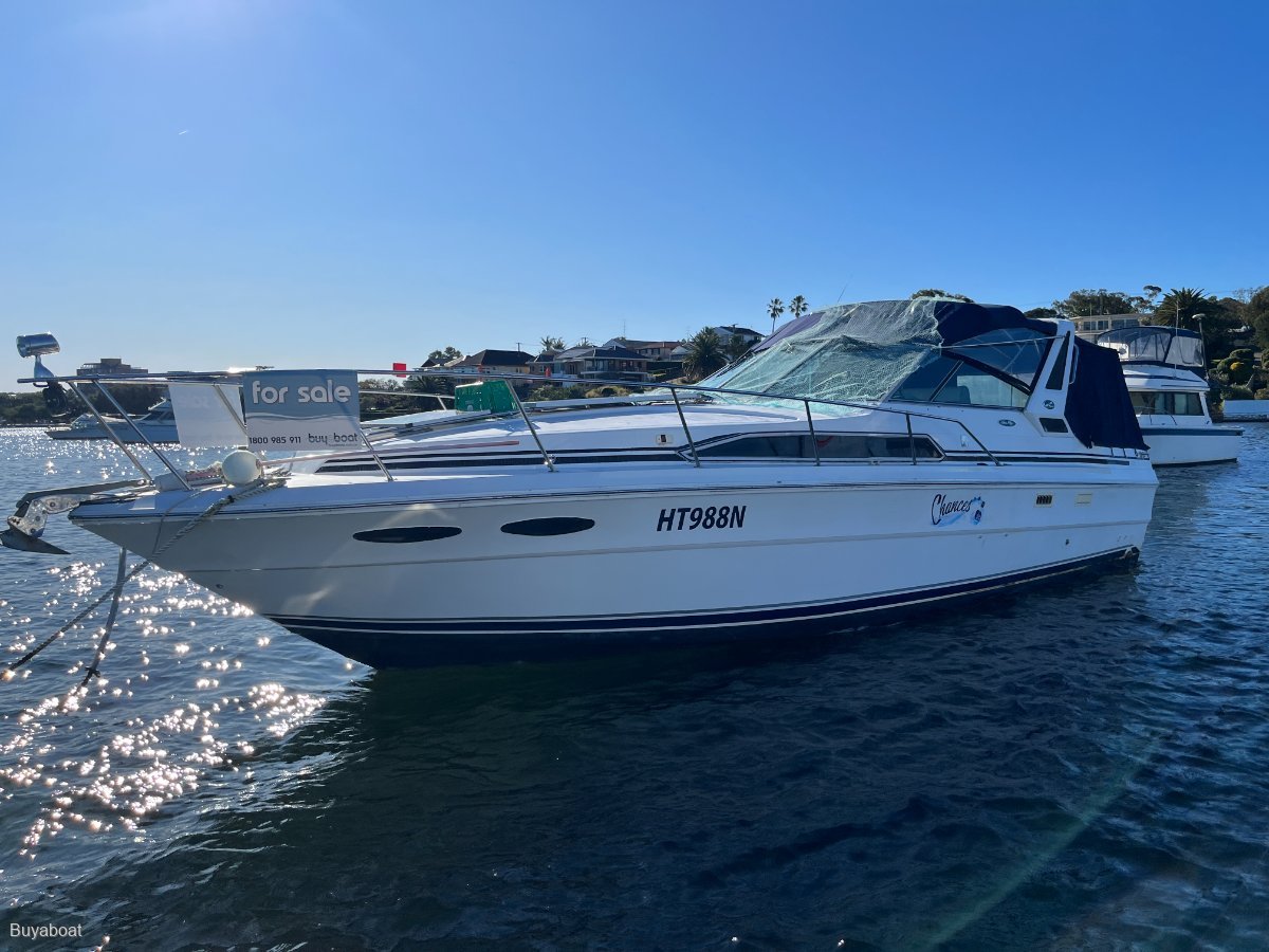 Sea Ray 340 Wide Body Express Crusier
