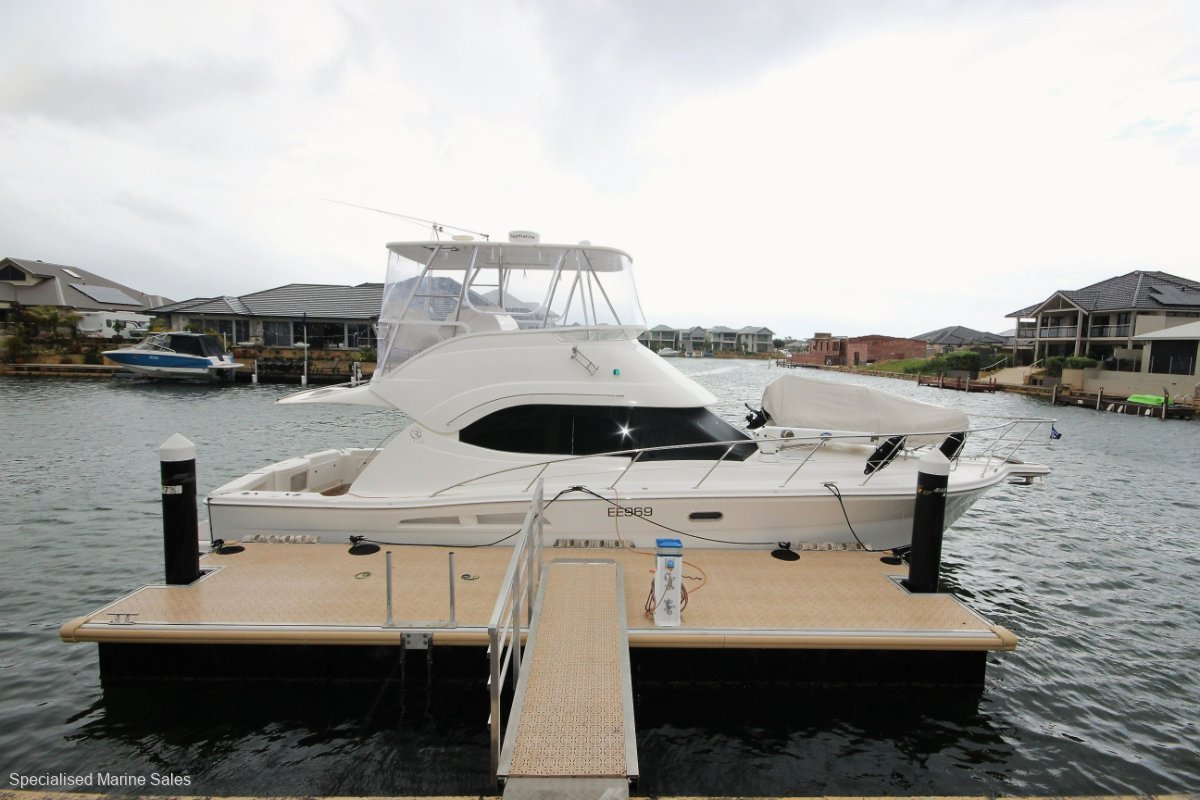 Riviera 41 Open Flybridge *** DONT MISS OUT ON THIS ONE ***
