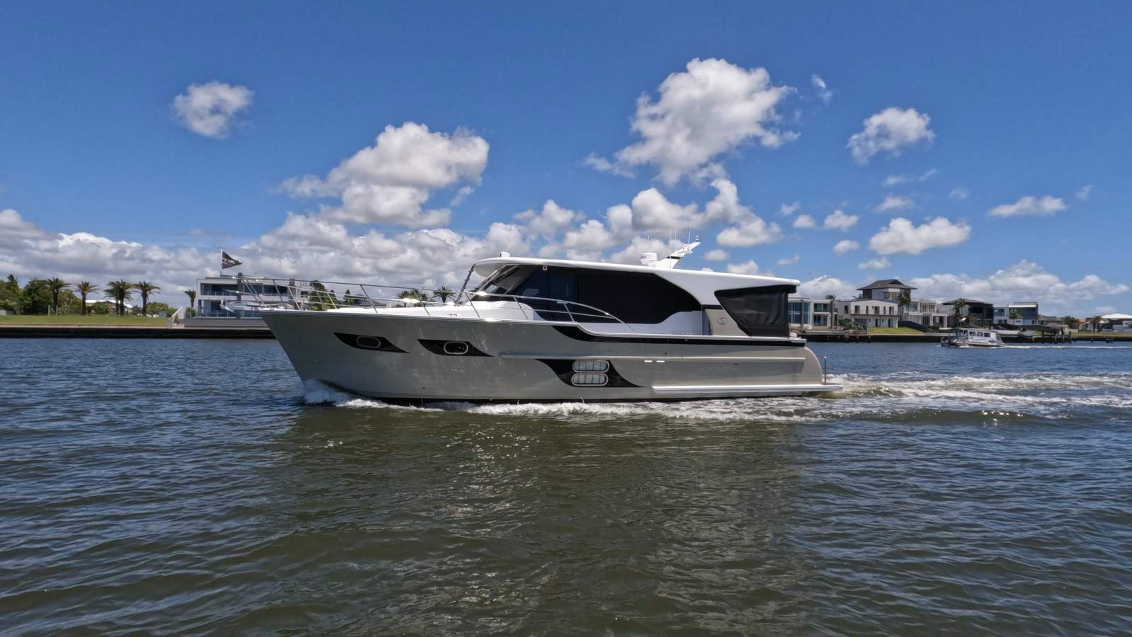 Integrity 520 SX Plus