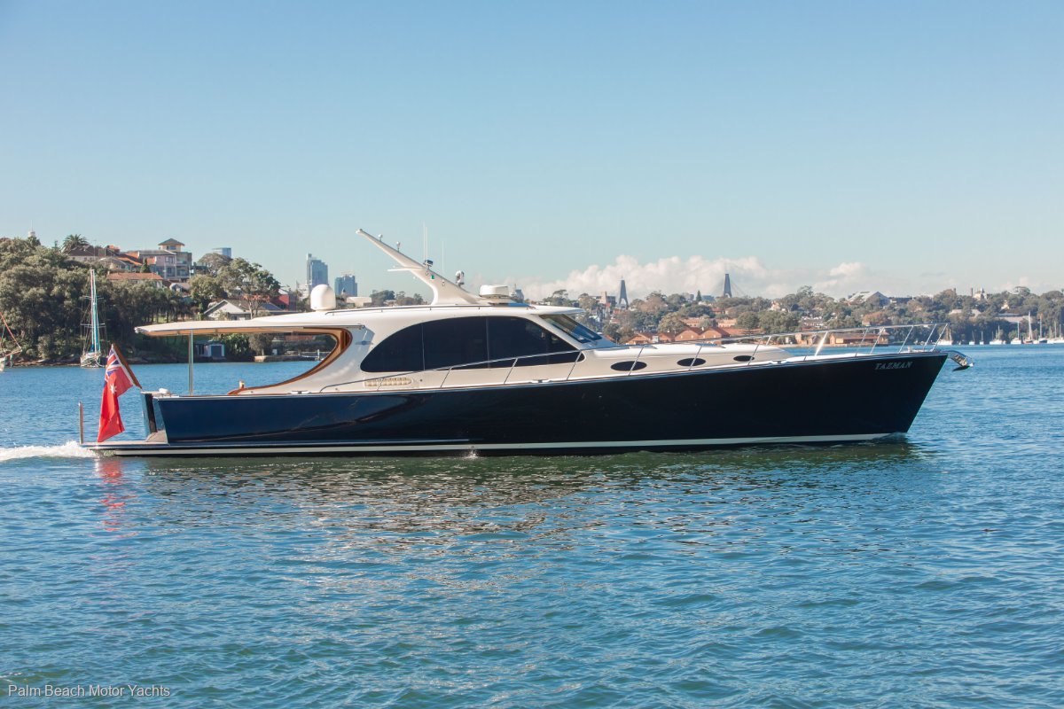Palm Beach Motor Yachts 55 Express with Bow rider:STB Profile