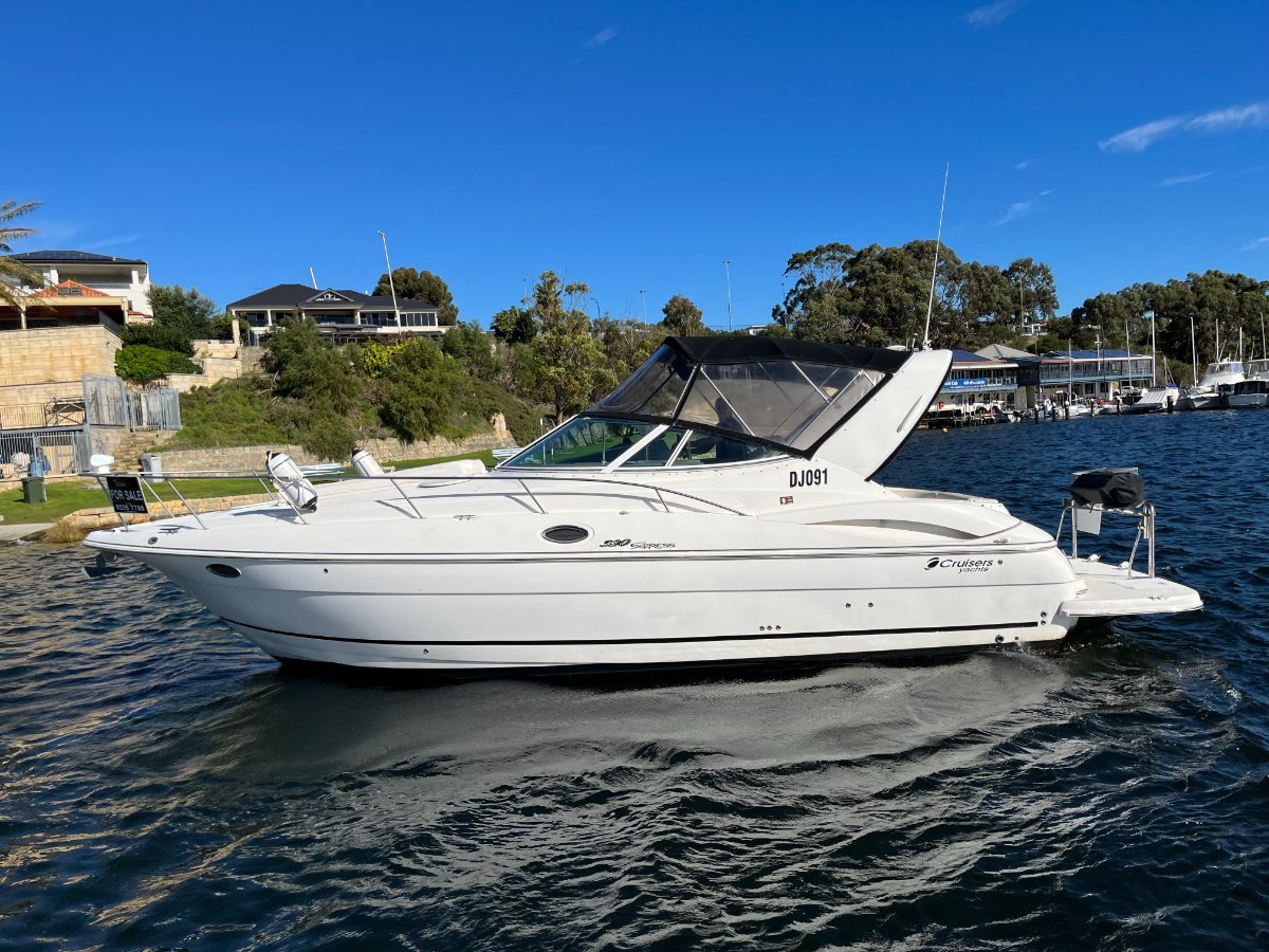 Cruisers Yachts 320 Express " Diesels and Shaft Drive ":CRUISERS 320 by YACHTS WEST MARINE