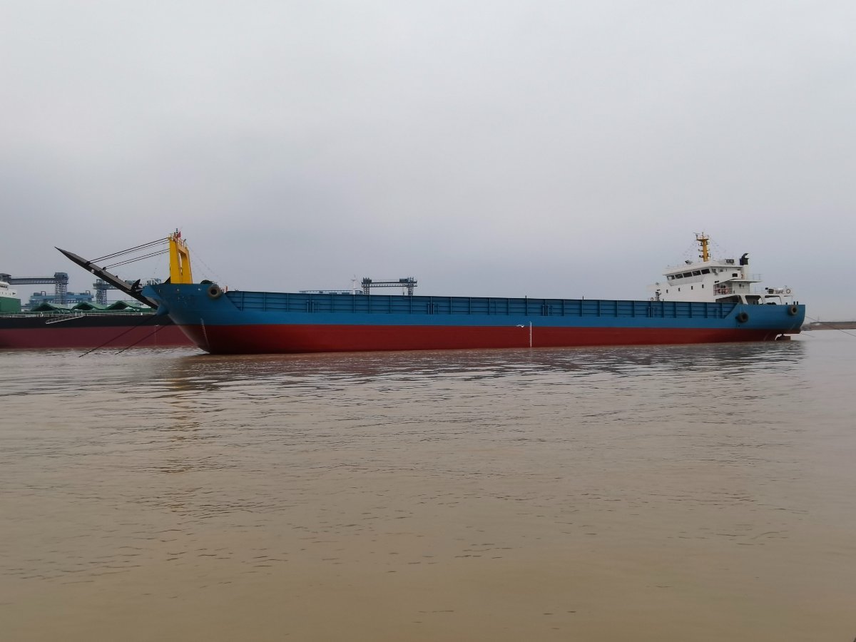 7000T LCT Deck Barge