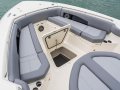 New Boston Whaler 360 Outrage Centre Console