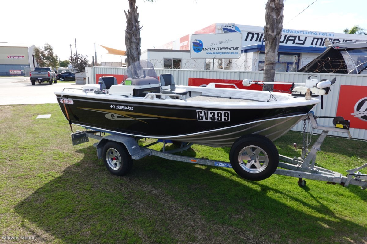 Ally Craft 445 Shadow-Pro Side Console... 99hrs on the motor