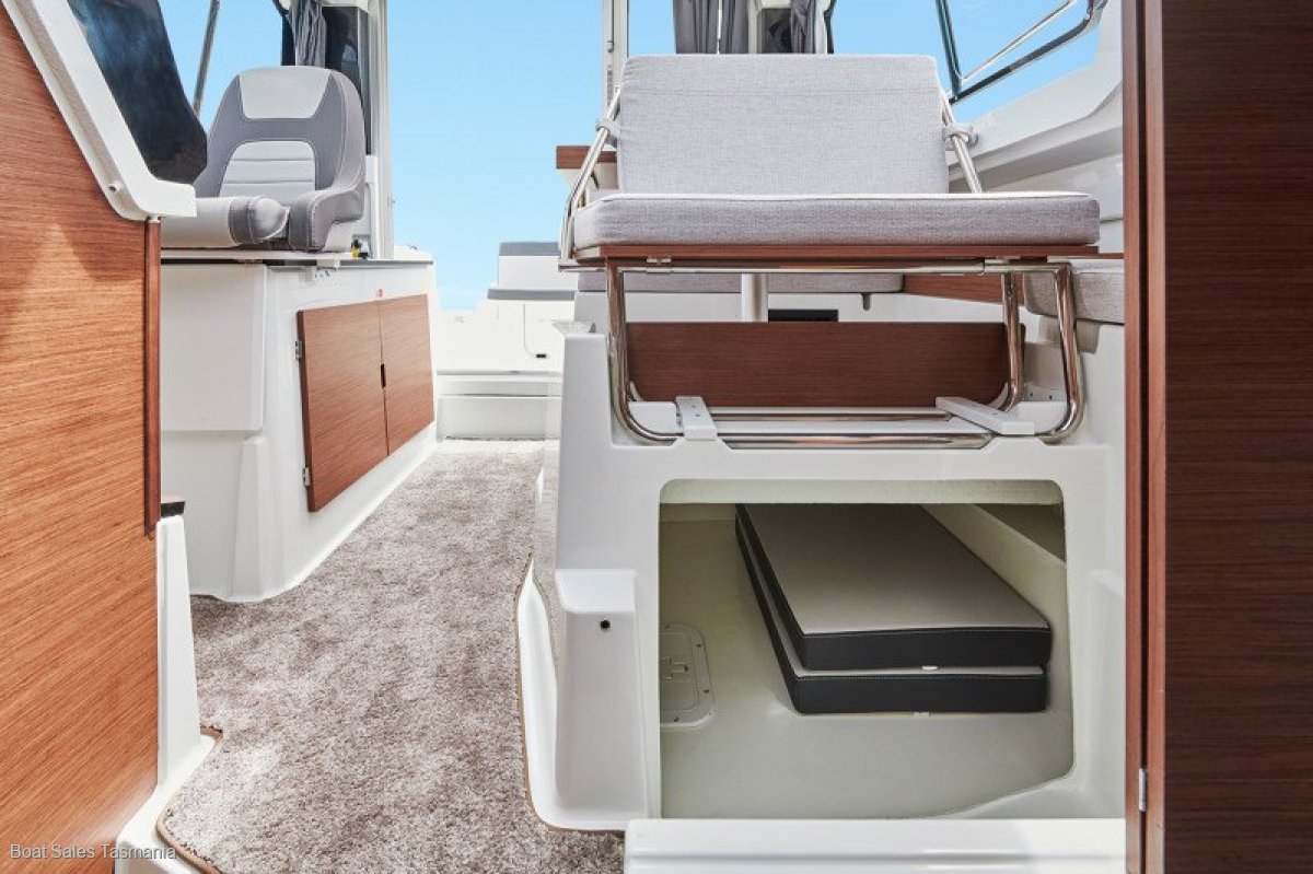 Jeanneau Merry Fisher 795 Series 2 – AVAILABLE SUMMER 2022