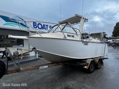Seaquest 580 Runabout Ex Hire Boat