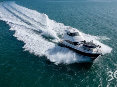 Riviera 61 Enclosed Flybridge For Sale by Tender