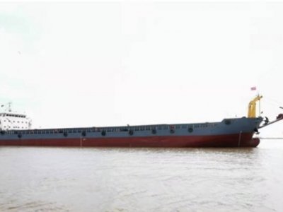 10000T LCT Deck Barge