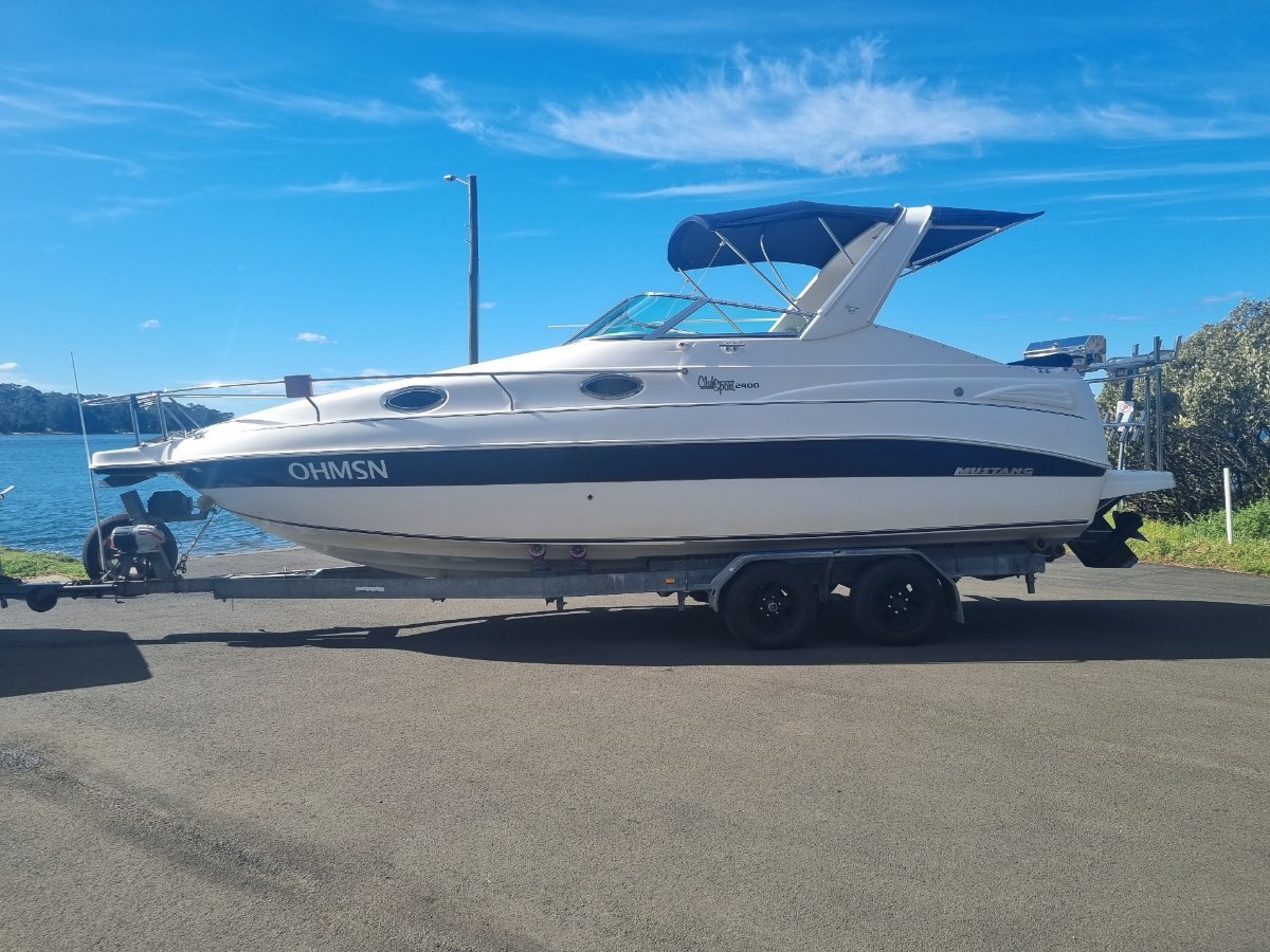 Mustang 2400 Clubsport: Power Boats | Boats Online for Sale