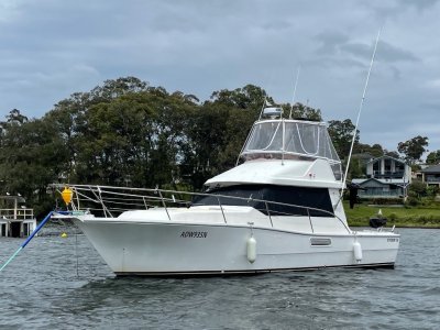 Steber 36 Flybridge Diesel shaft drive