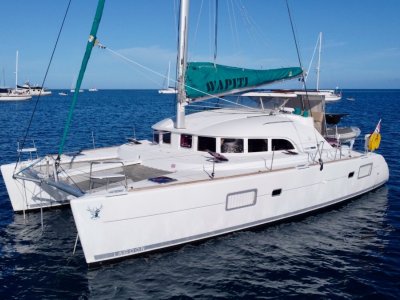 Lagoon 380 S2 Owner's Version - Immaculate