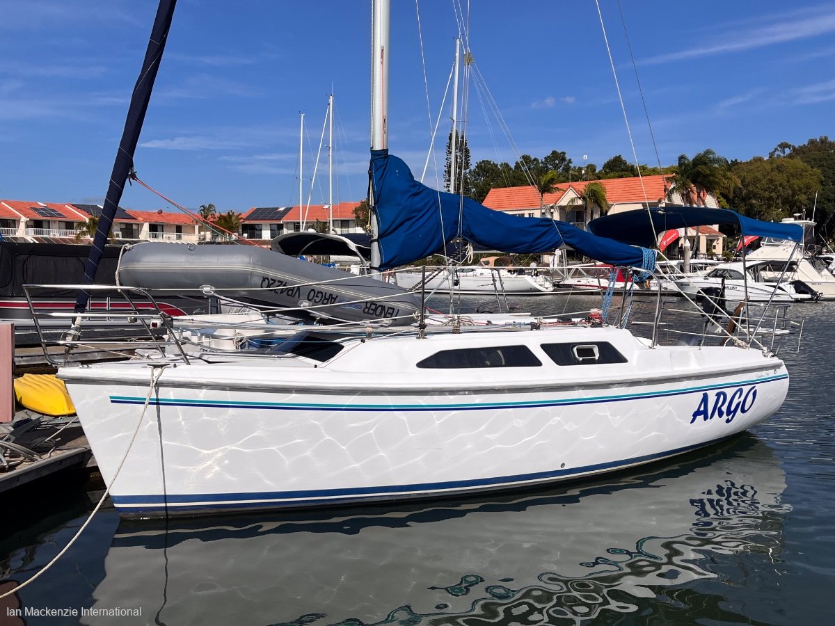 Catalina 250 fixed keel