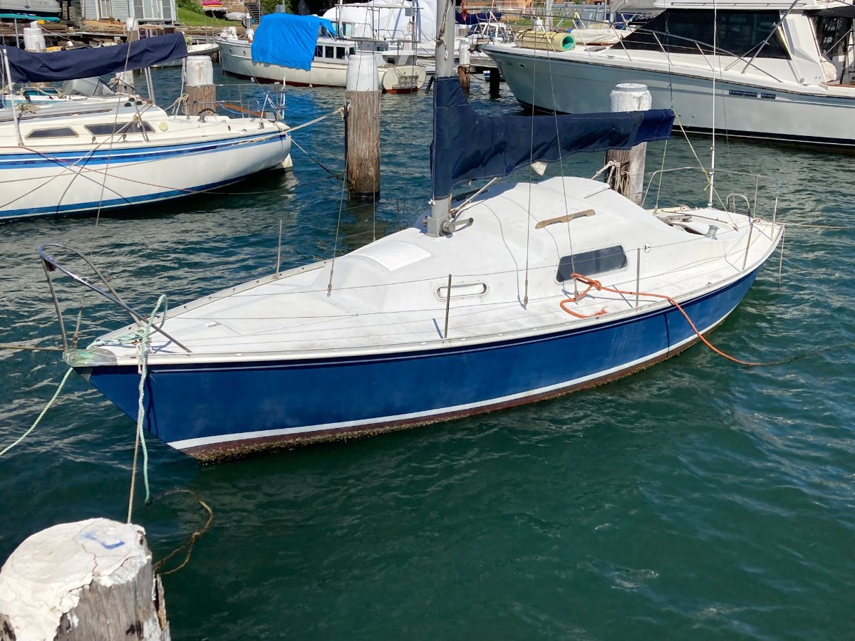 Endeavour 26 Rare Diesel shaft Drive expressions of interest