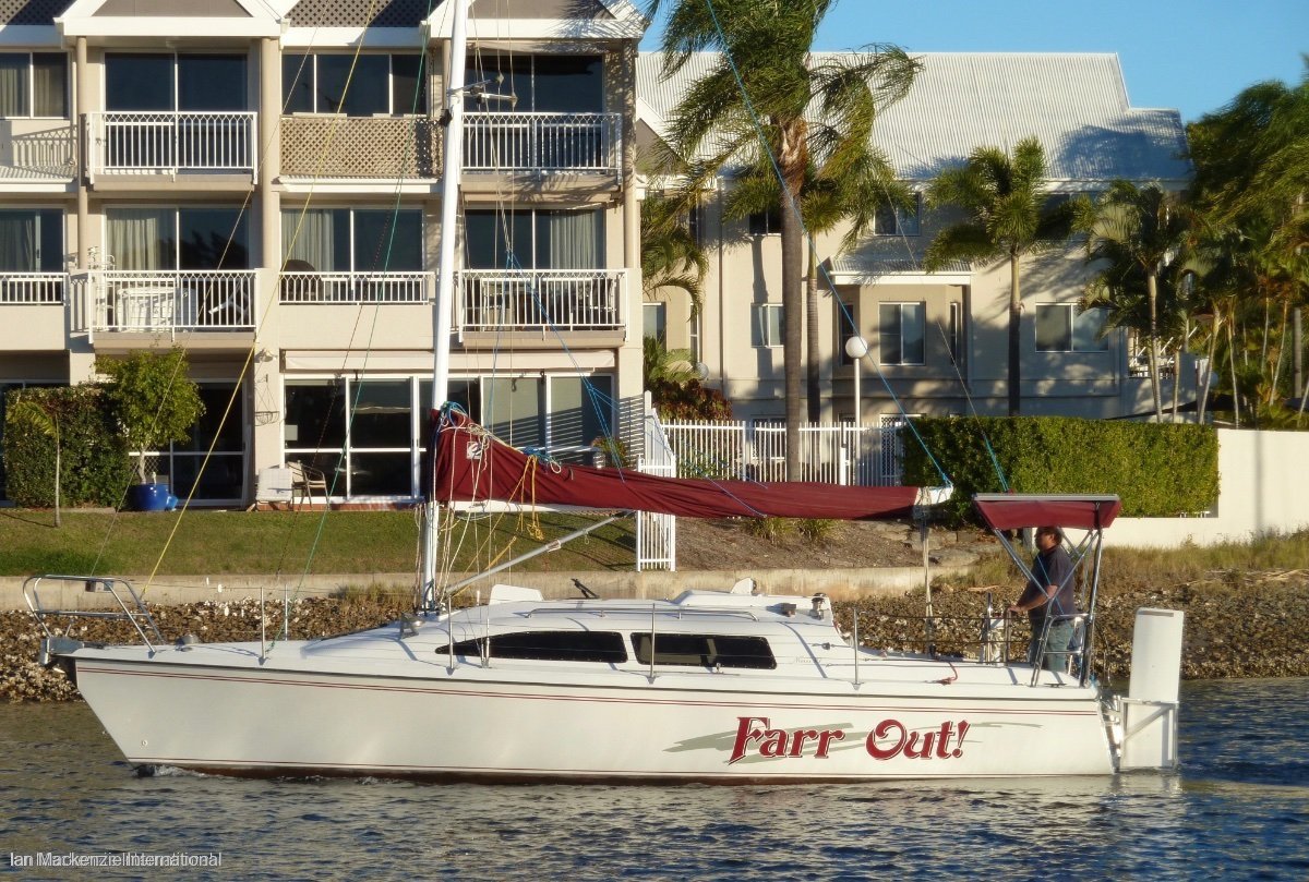 Noelex 30 Lift keel maxi trailerable yacht