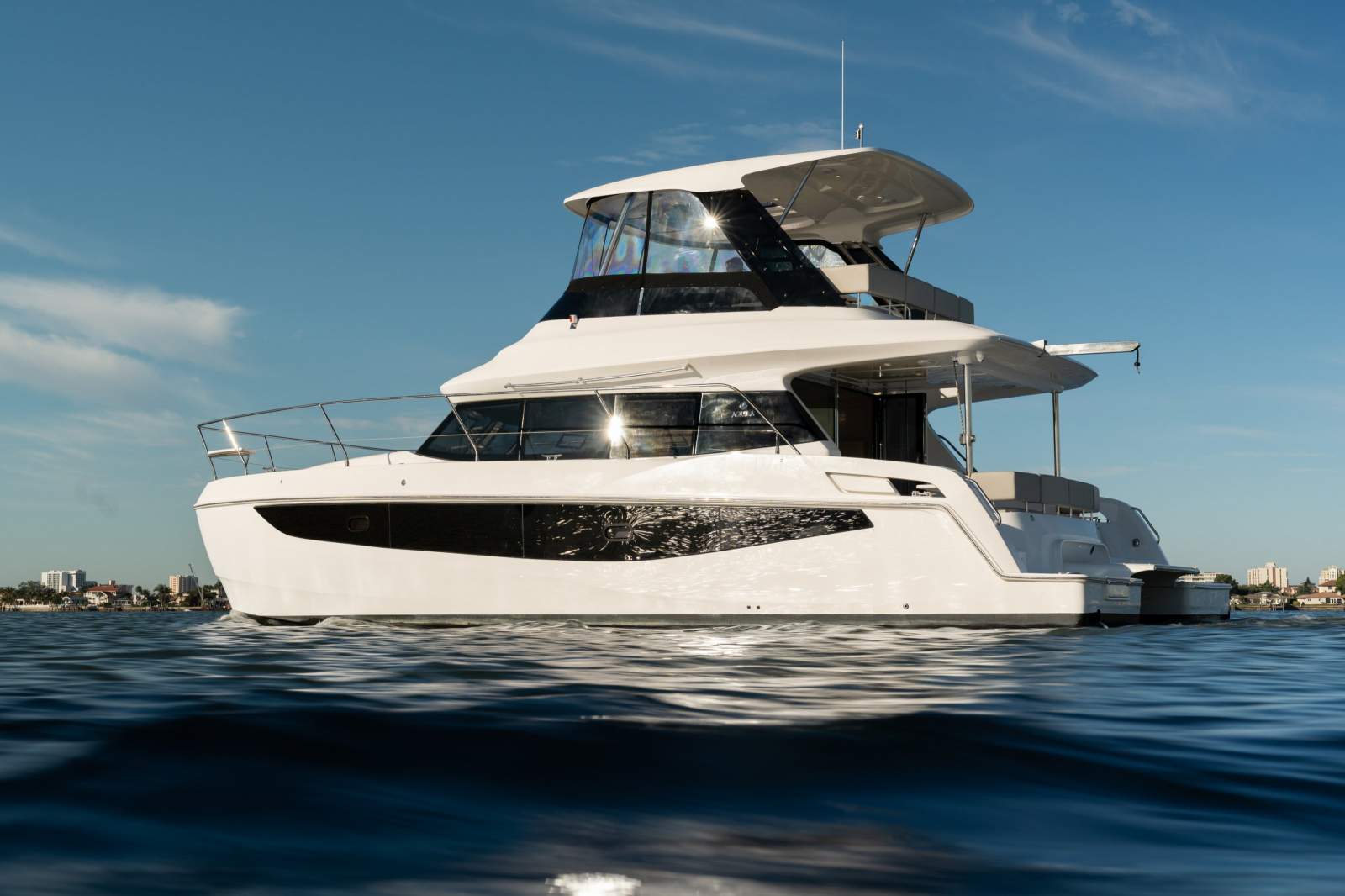 Aquila 42 Yacht