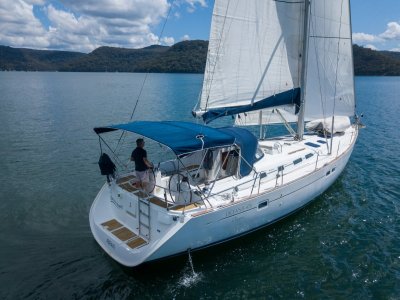 Beneteau Oceanis 473 - Comfortable Cruising-Simple Fast Sailing