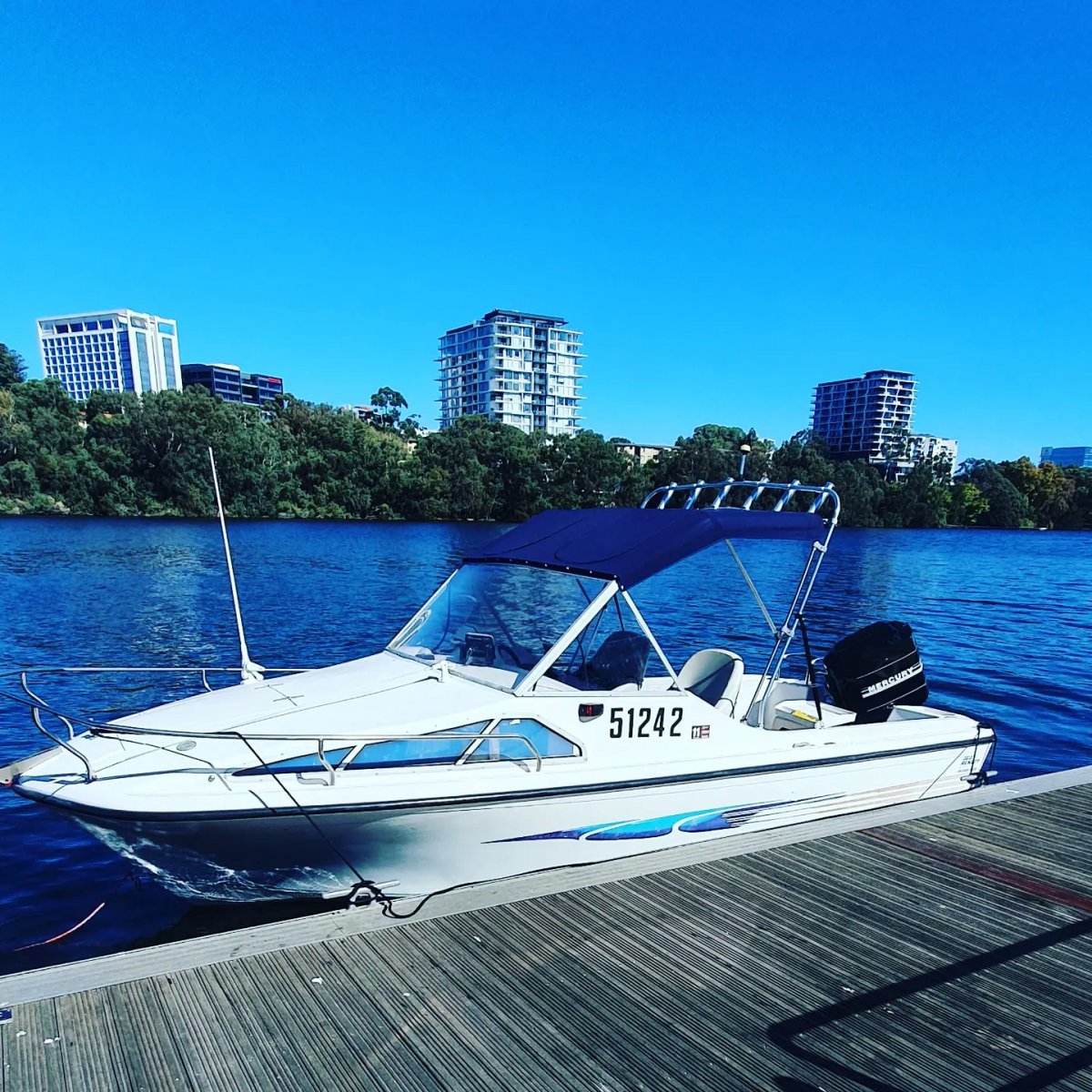 Half Cabin Runabout Boat And Trailer Boat For Sale Waa2