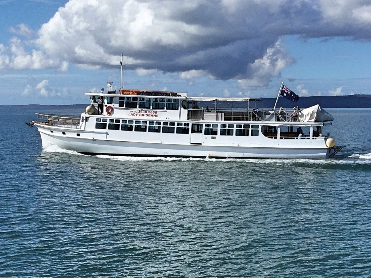 yacht charter manly qld
