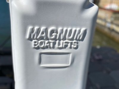 Magnum Boat Lift motors