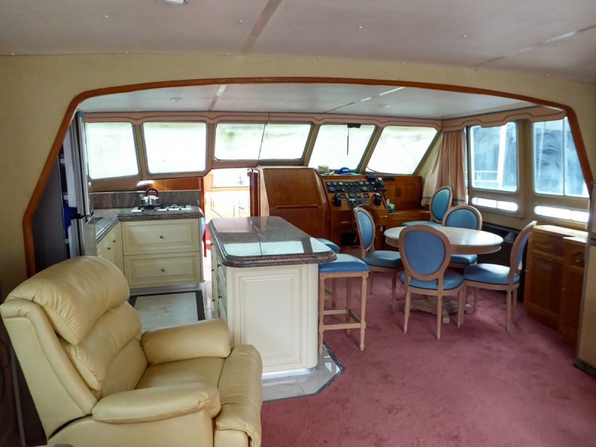 Kimberley-Jane - Ramsay houseboat on Lake Eildon