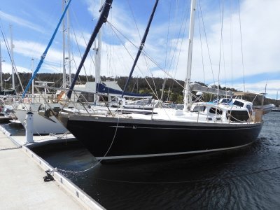 Warwick 46 Deck Saloon EXCELLENT CONDITION WITH MANY UPGRADES