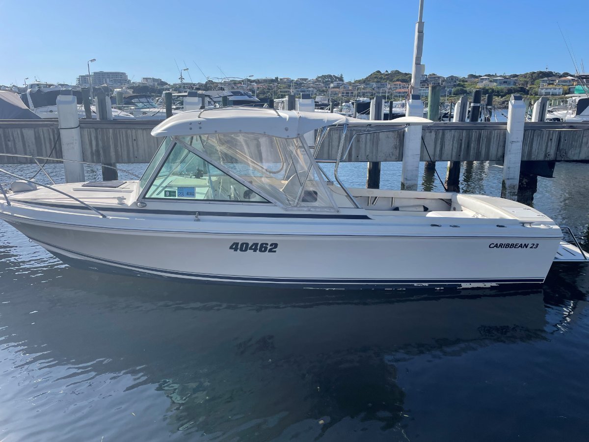 Caribbean 235 Crusader 2017 Mercruiser 300 Hours**** Power Boats