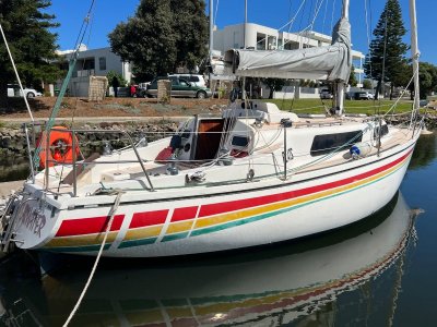 Austral 30 Fixed Keel