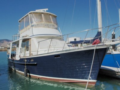 Halvorsen 36 Island Gypsy Cruiser