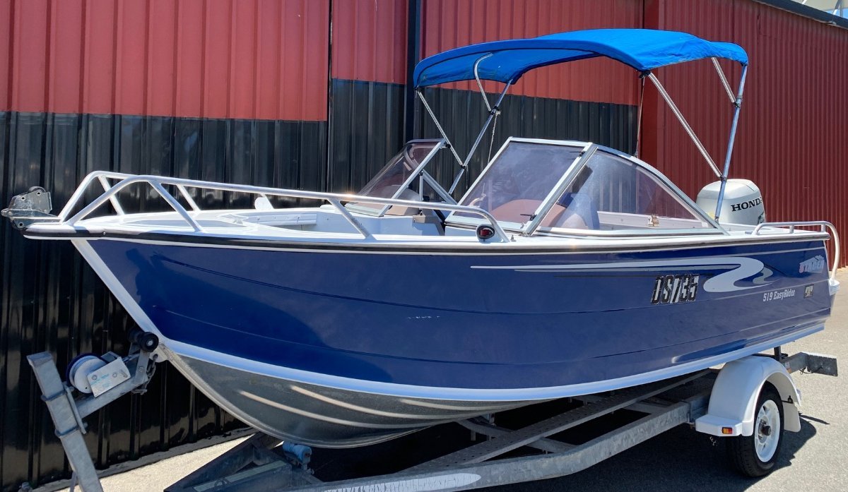Stacer 519 Easy Rider Evo SII Bowrider - Very Low Hours