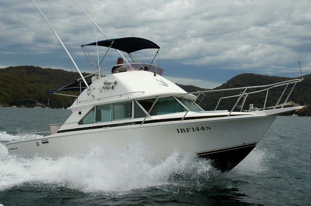 Caribbean 28 Flybridge Cruiser Power Boats Boats Online for Sale