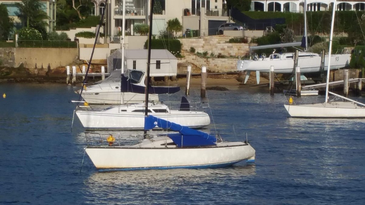 Sonata 8 Fiberglas production yacht fixed keel Sydney Harbo