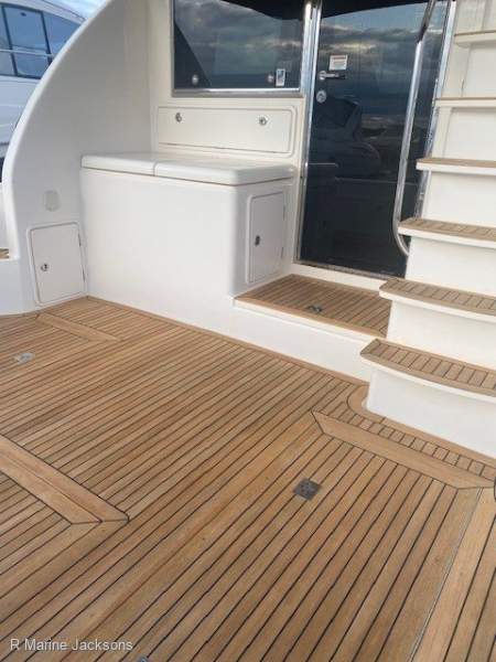  Riviera 45 Flybridge Boat Brokers of Tasmania