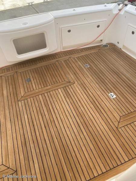  Riviera 45 Flybridge Boat Brokers of Tasmania