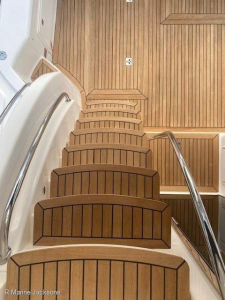  Riviera 45 Flybridge Boat Brokers of Tasmania