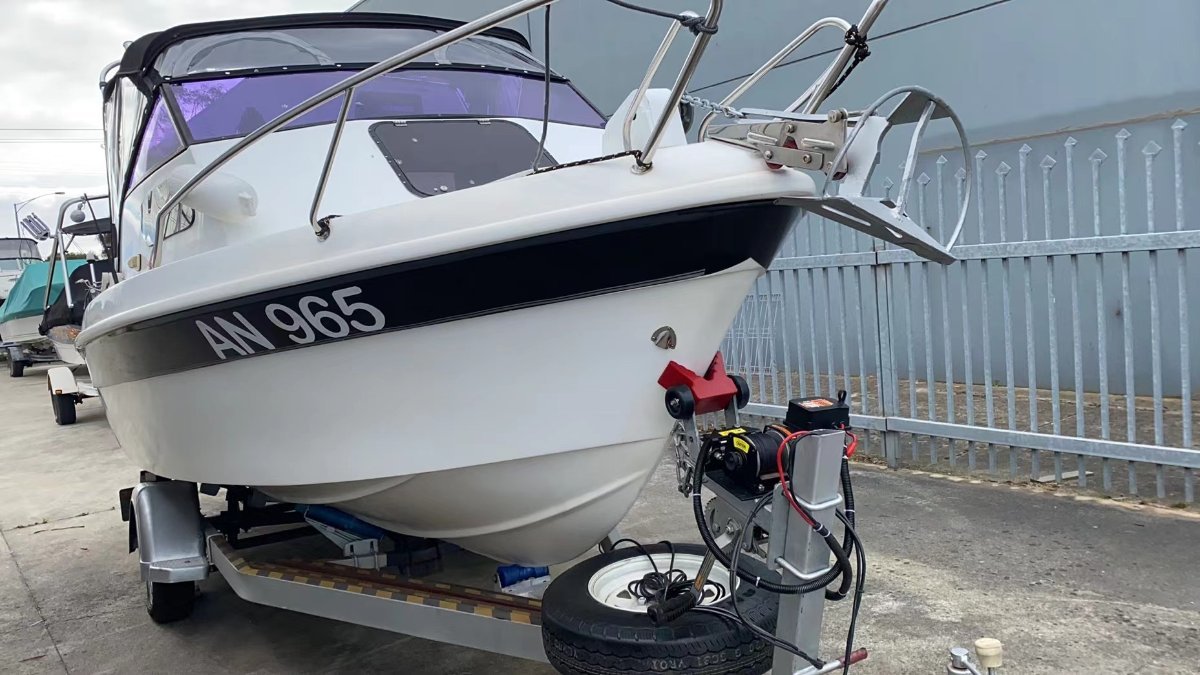 Half Cabin Boat Boat For Sale Waa2