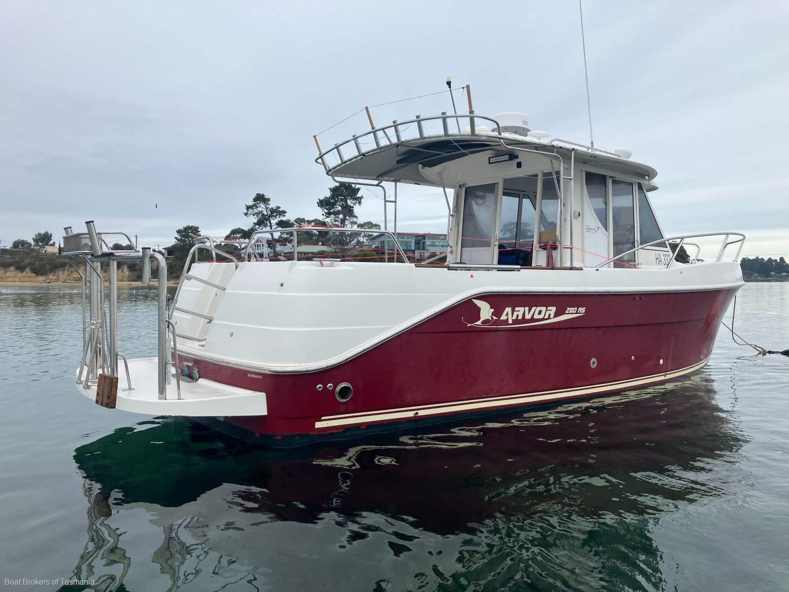  Arvor 280AS Very well equipped example. Boat Brokers of Tasmania