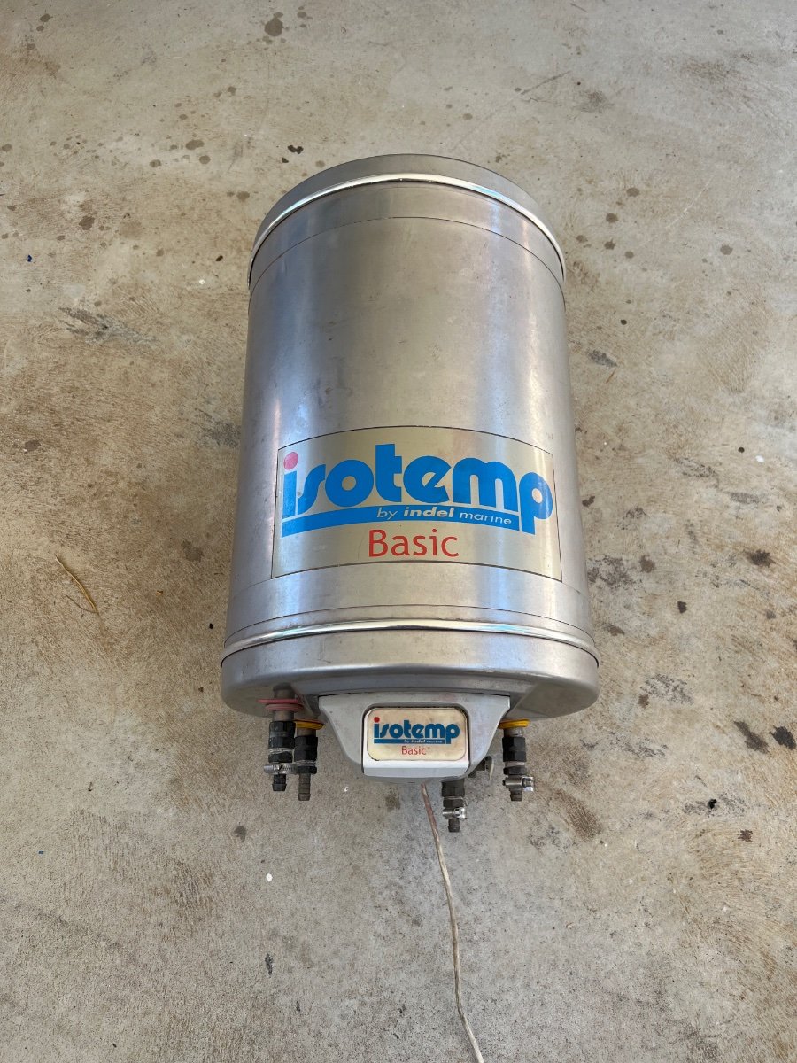 Used Hot Water for Sale Yachthub