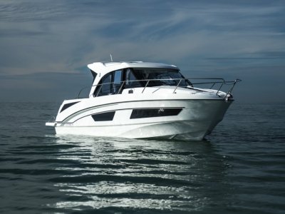 Beneteau Antares 9.0 OB - Stock Boat