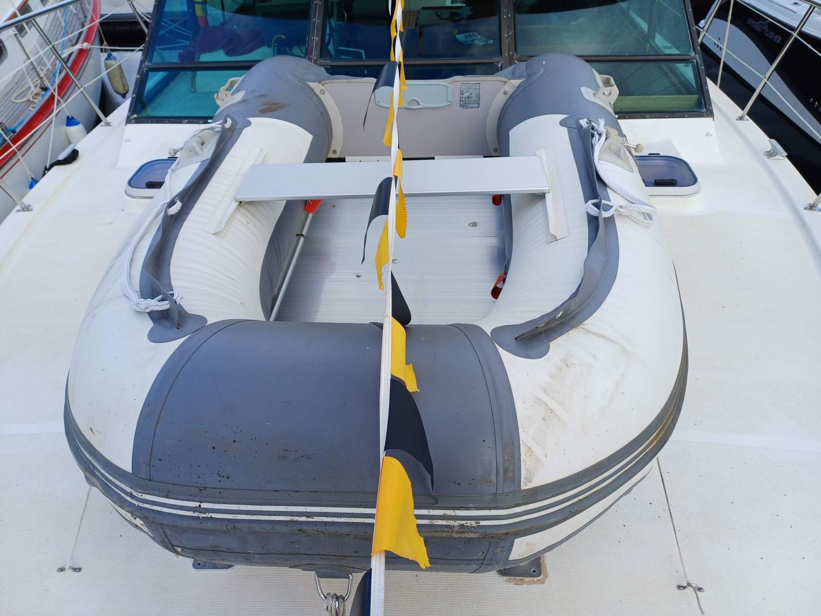 APACHE Riviera 38 Flybridge Fairly priced, well equipped twin cabins. Boat Brokers of Tasmania