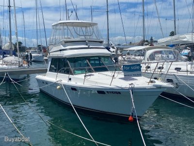 Riviera 34 Flybridge